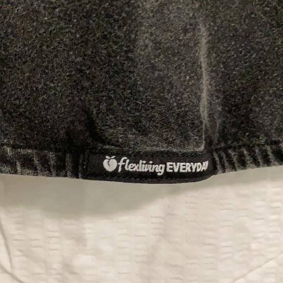 MEN’S - Flexliving Acid Washed Black Tee - Picture 4 of 9